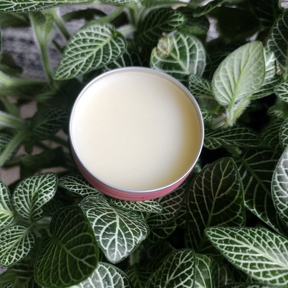 NEW! Non-Toxic Lip Balm Vanilla, Organic Tallow Honey, Shea Butter 0.5oz - Picture 6 of 7